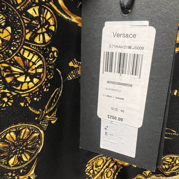 Versace top - Picture 3 of 3